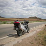 Пейзаж с мотоциклет някъде из Анадола.