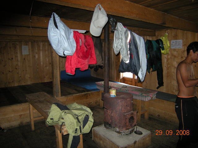 Стаята в лодже в Тананг на 4360 м където спахме.