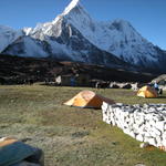 Чукунг на 4730 м и Ама Даблам.