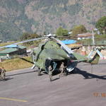 Военен транспортен хеликоптер.
