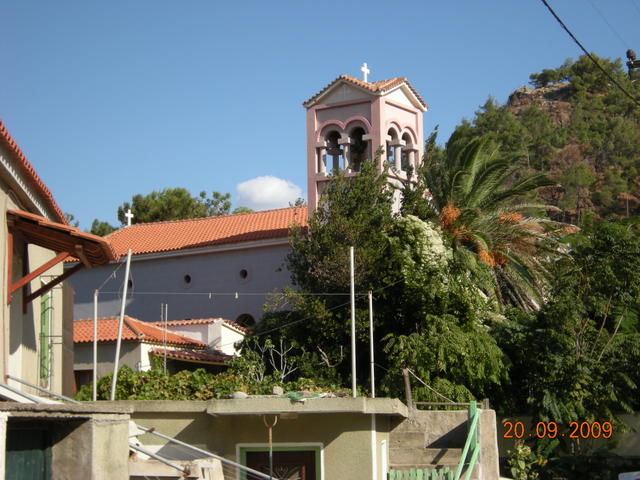 Църквата в Скала Ересос.