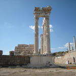 Части от храма на Атина.